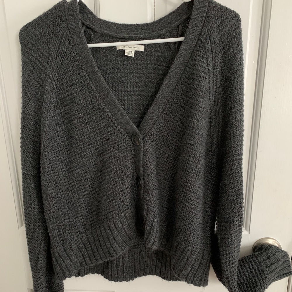 AMERICAN EAGLE: charcoal cardigan sweater
